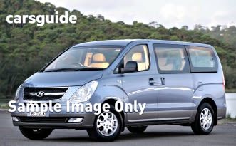 Silver 2011 Hyundai Imax Wagon