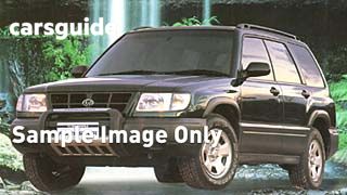 Silver 2000 Subaru Forester Wagon Limited