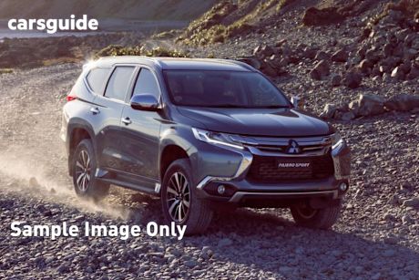 Silver 2019 Mitsubishi Pajero Sport Wagon Glx (4X4) 5 Seat