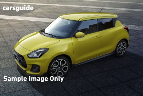 White 2017 Suzuki Swift Hatchback Gl Navigator