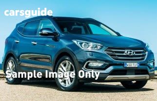 Red 2017 Hyundai Santa FE Wagon Active Crdi (4X4)