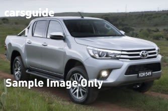 Silver 2018 Toyota Hilux Dual Cab Utility Sr5 (4X4)