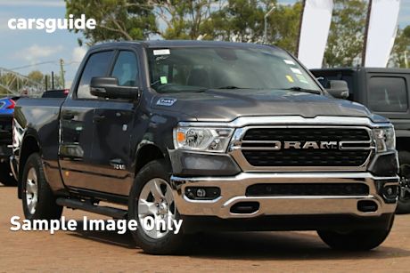 2025 RAM 1500 Crew Cab Utility Big Horn (6-4 Tub) Mhev (4X4)