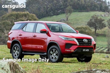 Red 2023 Toyota Fortuner Wagon Gxl