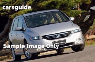 Gold 2005 Honda Odyssey Wagon Luxury