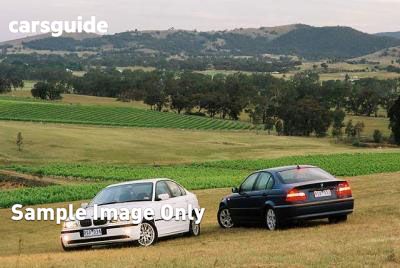 Blue 2003 BMW 318I Sedan Executive