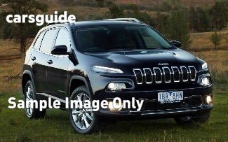 White 2015 Jeep Cherokee Wagon Limited (4X4)