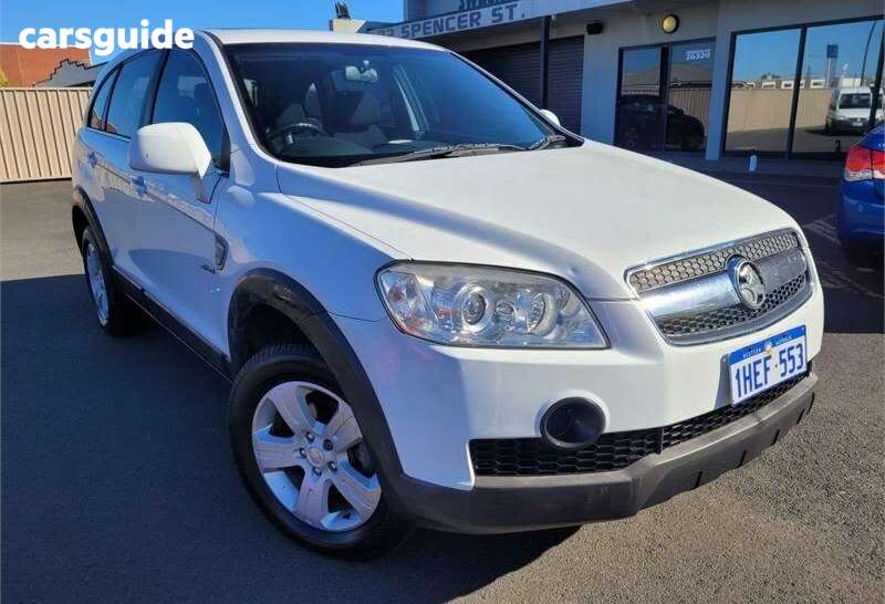 White 2010 Holden Captiva Wagon SX (fwd)