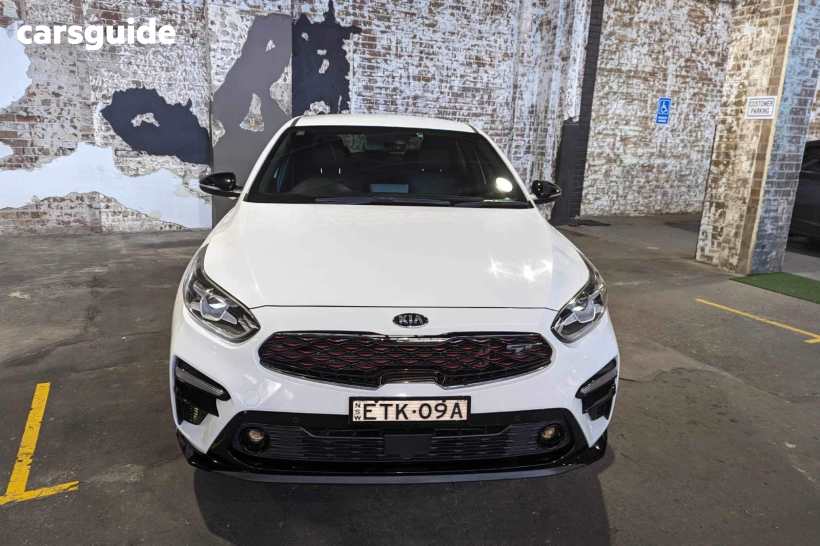 White 2019 Kia Cerato Sedan Gt (Turbo)