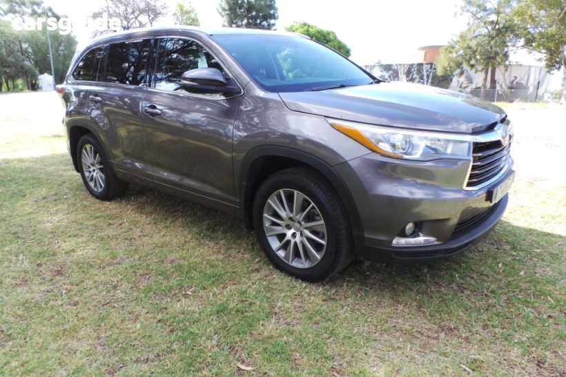 Grey 2015 Toyota Kluger Wagon Grande (4X2)