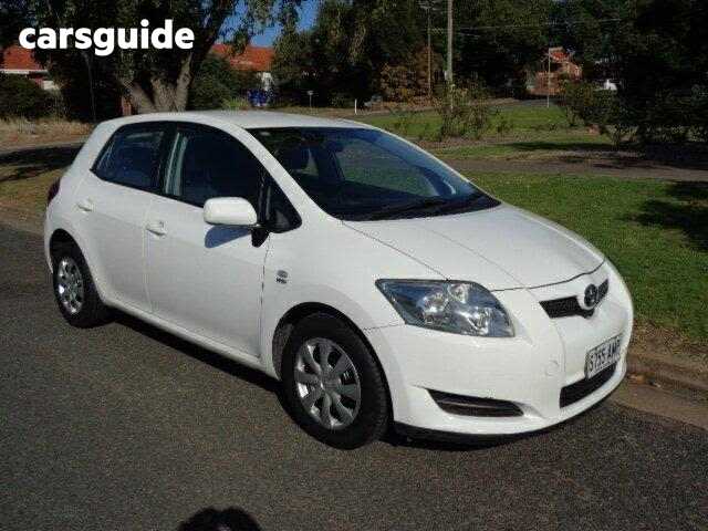 White 2008 Toyota Corolla Hatchback Ascent