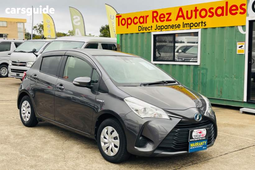 Grey 2017 Toyota Vitz Hatch F (HYBRID)