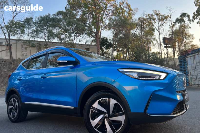 Blue 2023 MG ZS EV Wagon Essence