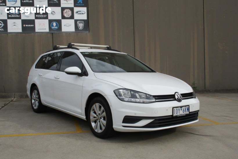 White 2019 Volkswagen Golf Wagon 110 Tsi Trendline