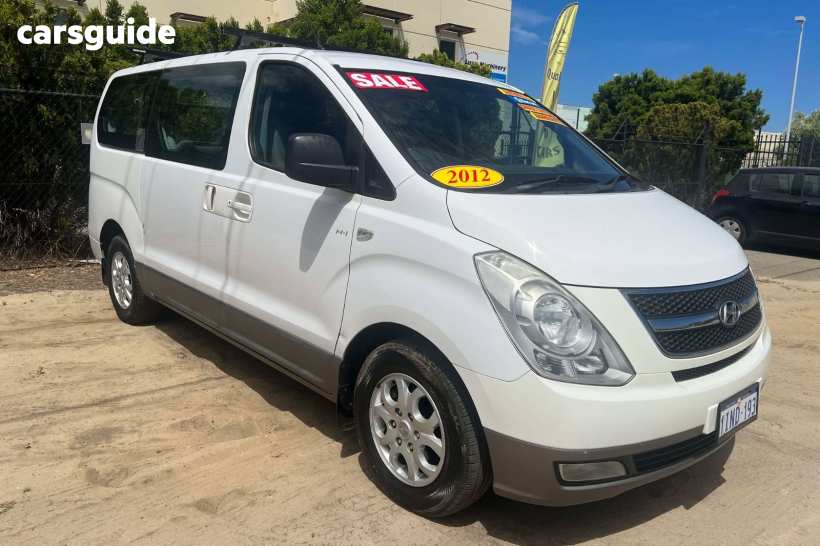 White 2012 Hyundai Imax Wagon