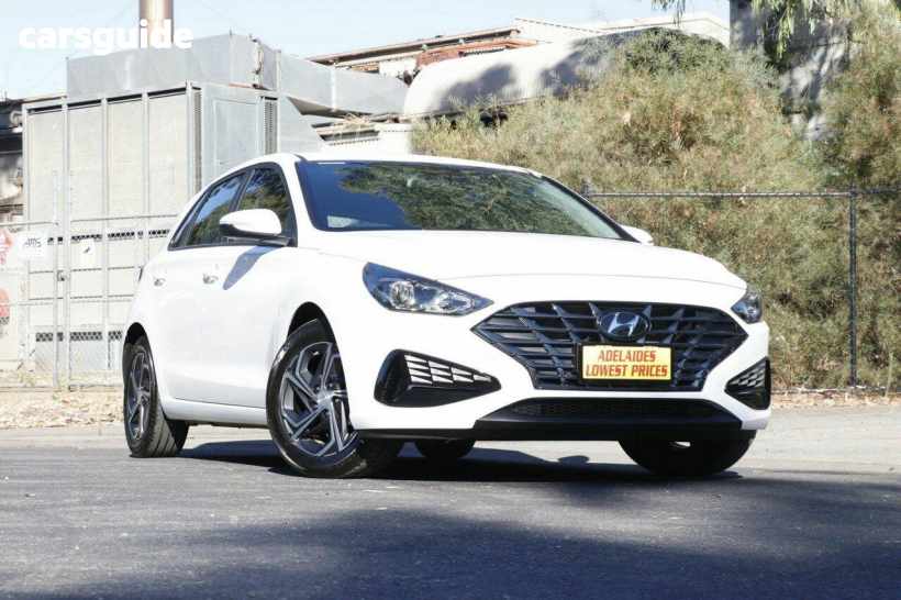White 2023 Hyundai I30 Hatch