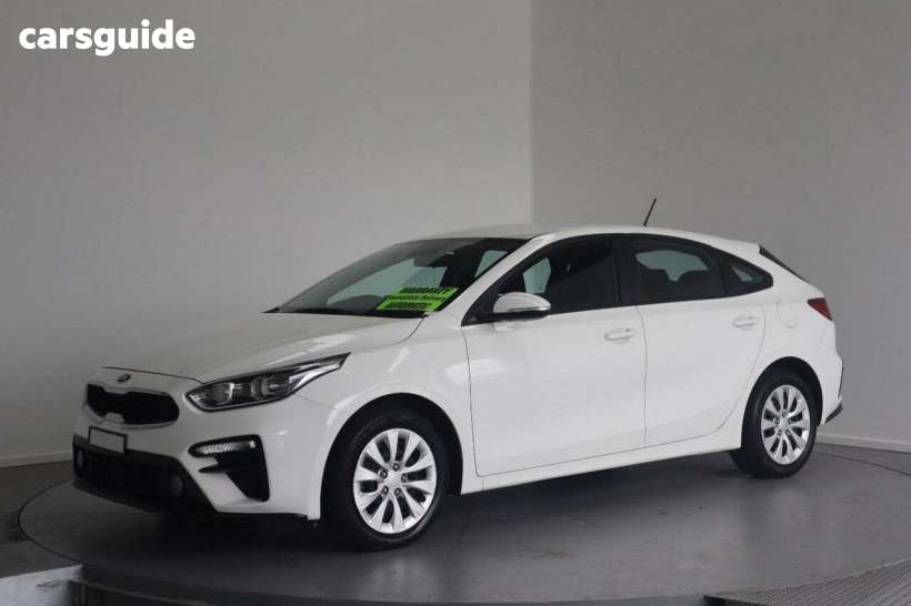 White 2020 Kia Cerato Hatchback S