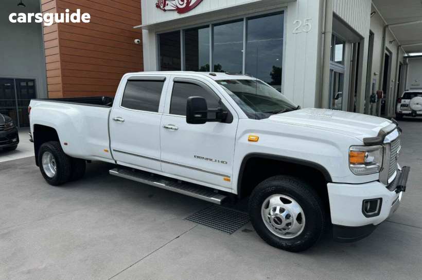 White 2015 GMC Sierra Ute Tray Denali