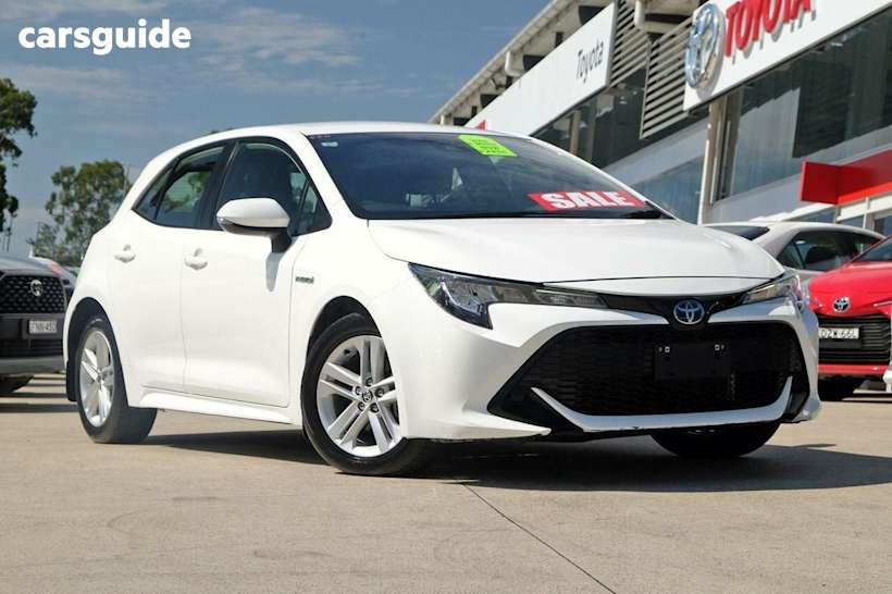 White 2021 Toyota Corolla Hatchback Ascent Sport Hybrid