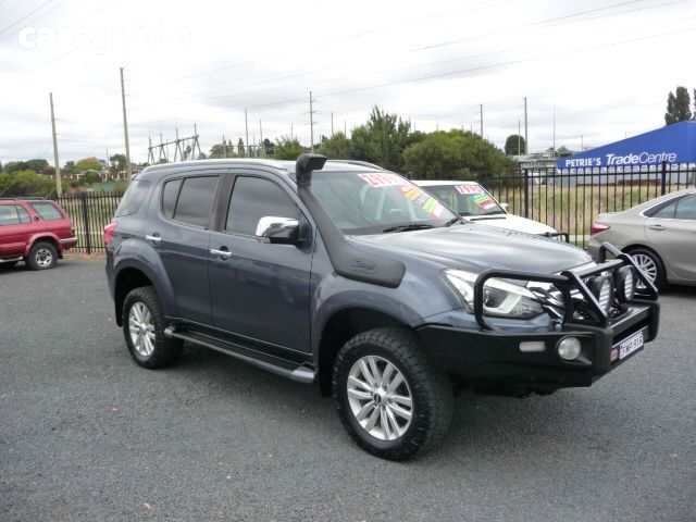 Blue 2017 Isuzu MU-X Wagon LS-T (4X4)