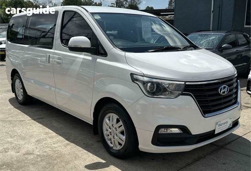 White 2019 Hyundai Imax Wagon Active