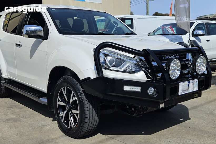 White 2021 Isuzu MU-X Wagon LS-U (4X2)