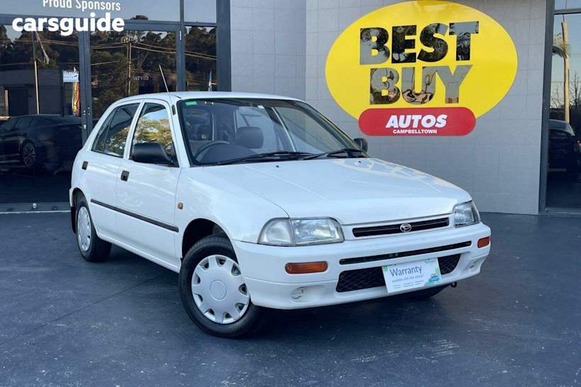 White 1994 Daihatsu Charade Hatchback CS