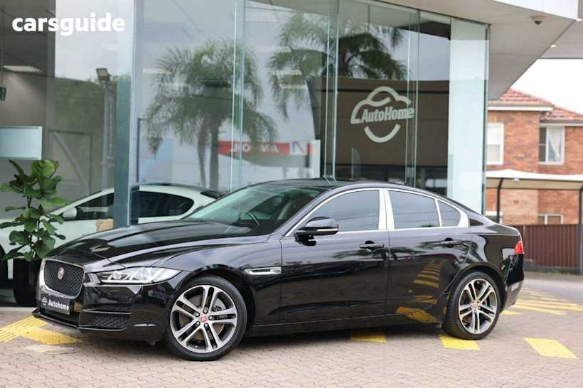 Black 2017 Jaguar XE Sedan 25T (184KW) Prestige