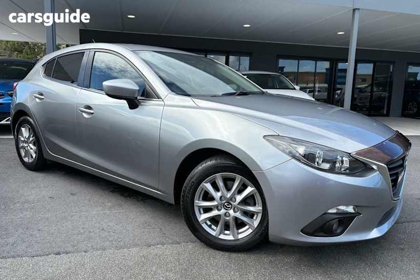 Silver 2015 Mazda 3 Hatchback Maxx