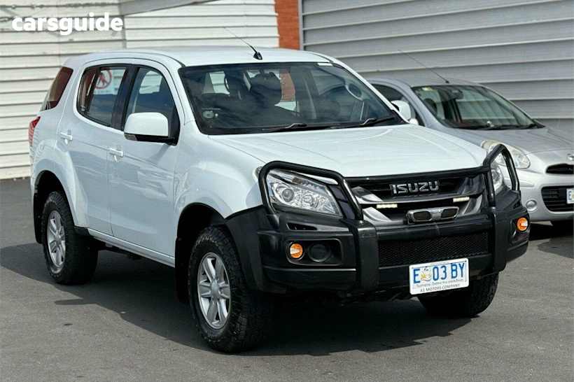 White 2014 Isuzu MU-X Wagon LS-M (4X4)