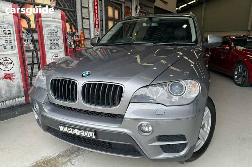 Grey 2013 BMW X5 Wagon Xdrive 30D