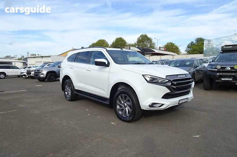 White 2022 Isuzu MU-X Wagon LS-U (4X4)