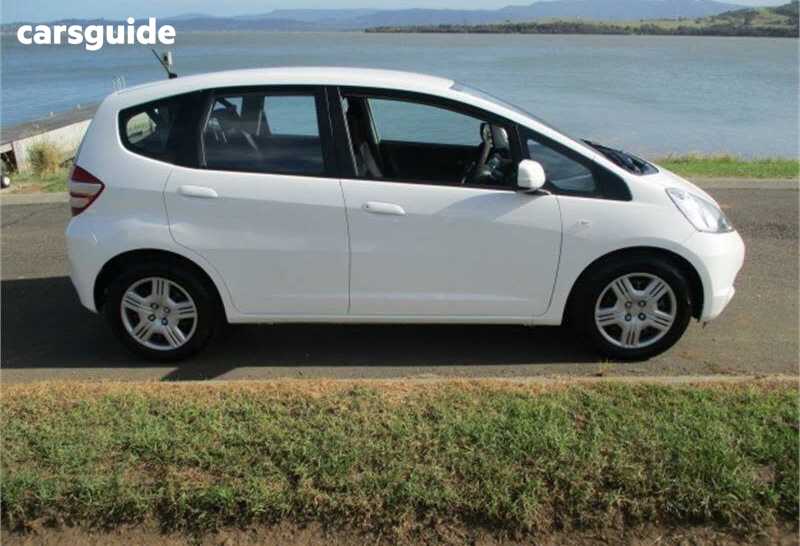 White 2010 Honda Jazz Hatchback GLI