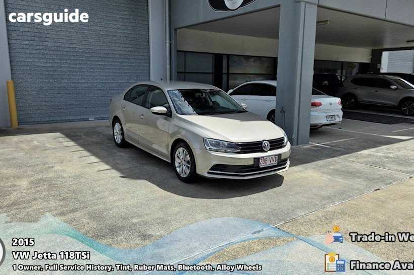 Silver 2015 Volkswagen Jetta Sedan 118 TSI