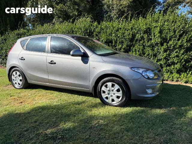 Silver 2011 Hyundai I30 Hatchback SX