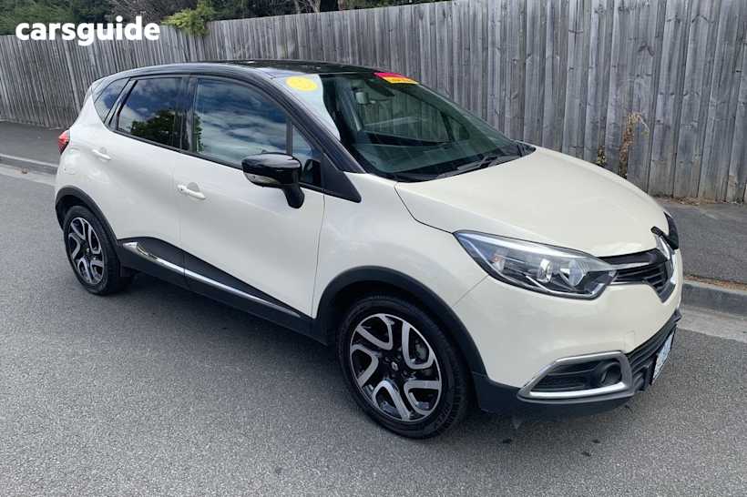 Yellow 2015 Renault Captur Wagon Dynamique