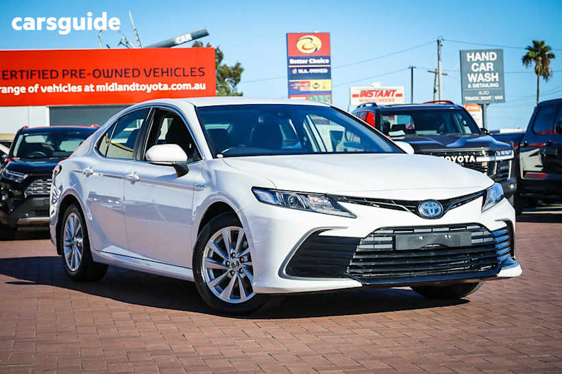 White 2021 Toyota Camry Sedan Ascent Hybrid