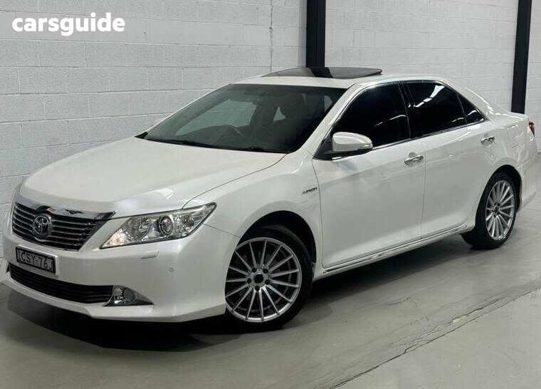 White 2013 Toyota Aurion Sedan Presara