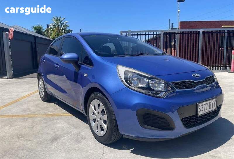 Blue 2012 Kia RIO Hatchback S