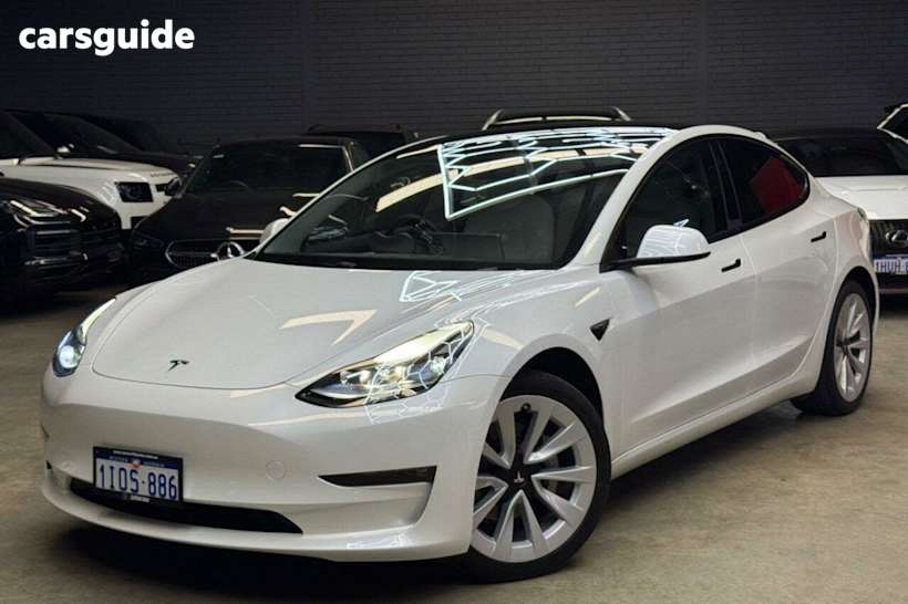 White 2021 Tesla Model 3 Sedan Long Range AWD