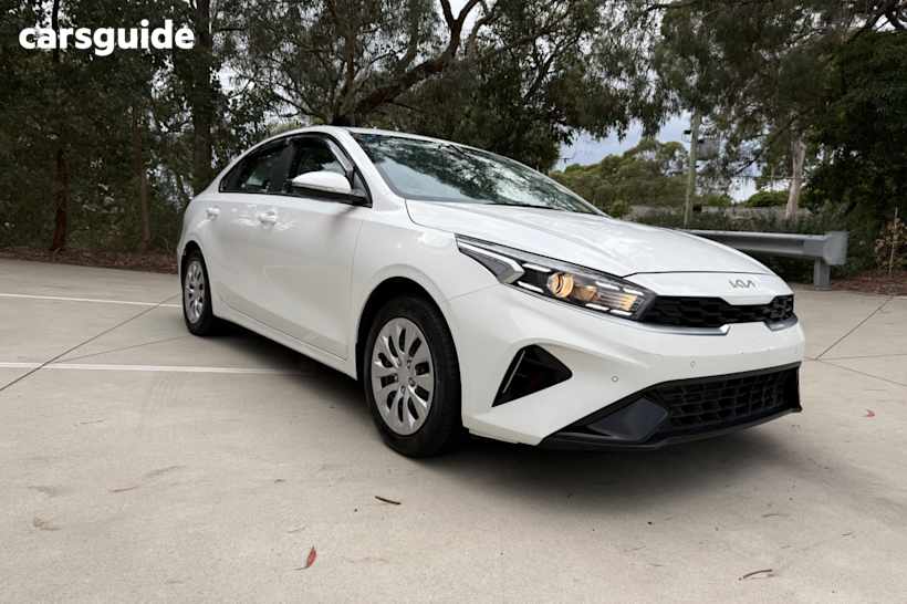 White 2024 Kia Cerato Sedan S