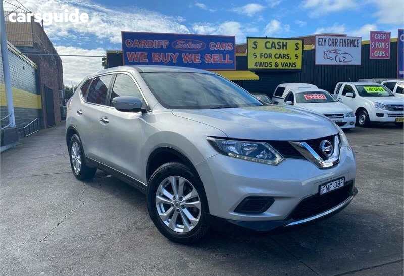Silver 2015 Nissan X-Trail Wagon ST (4X4)