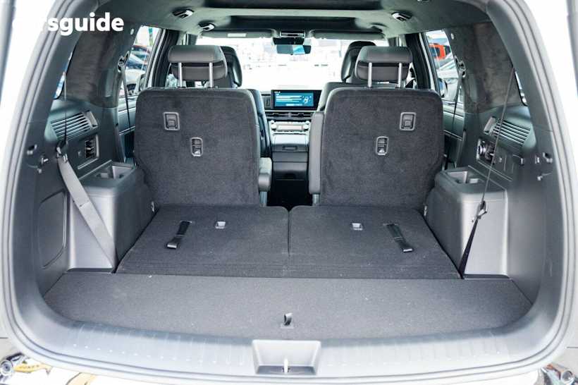 Yellow 2024 Hyundai Santa FE Wagon Caligraphy (7 Seat) (blk Int)
