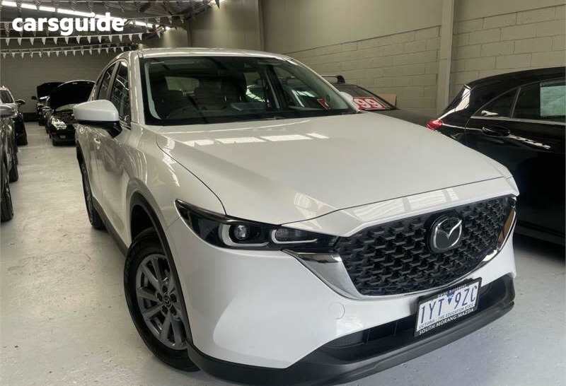 White 2023 Mazda CX-5 Wagon Maxx (fwd)