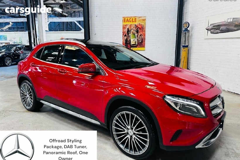 Red 2016 Mercedes-Benz GLA180 Wagon