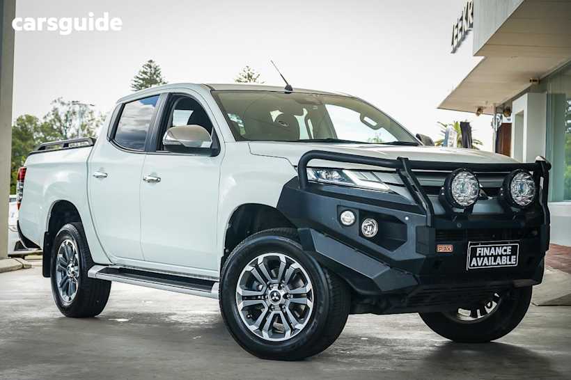 White 2021 Mitsubishi Triton Double Cab Pick Up GLS (4X4)