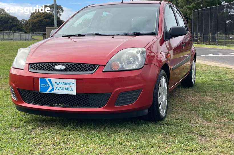 Red 2005 Ford Fiesta Hatchback LX