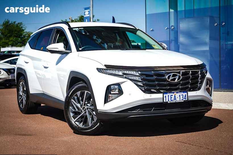 White 2024 Hyundai Tucson Wagon Elite (awd)