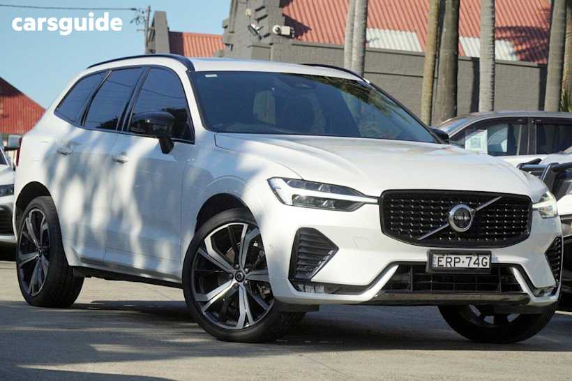 White 2021 Volvo XC60 Wagon B6 R-Design Mhev
