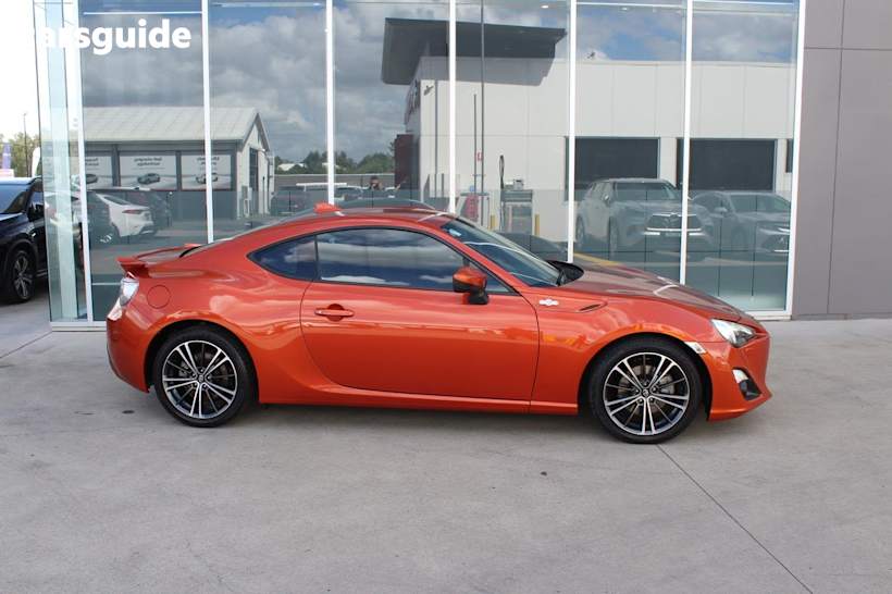 Orange 2014 Toyota 86 Coupe GTS